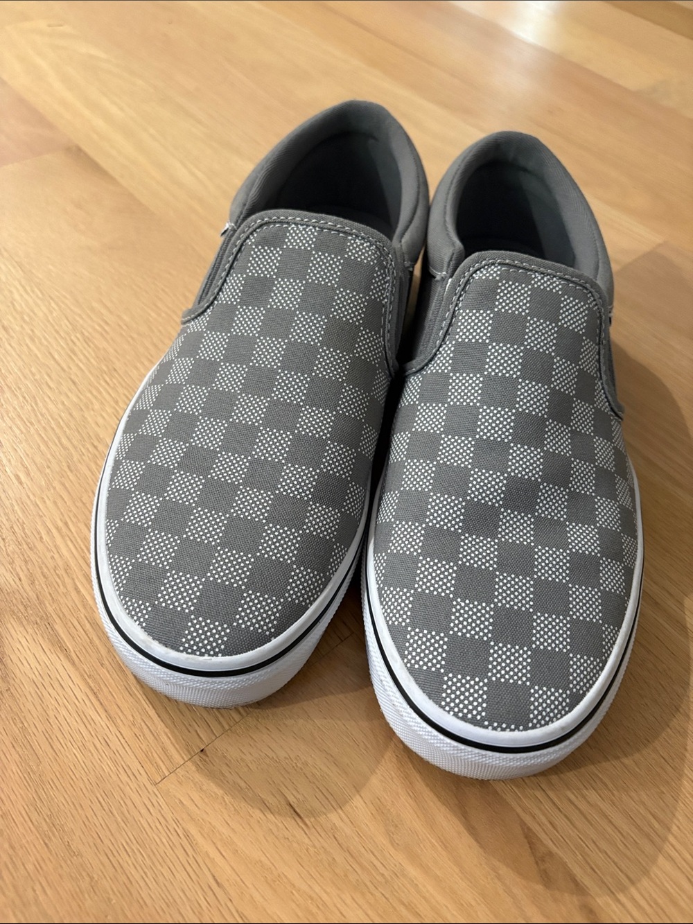 Men’s Checkered VANS (size 9)